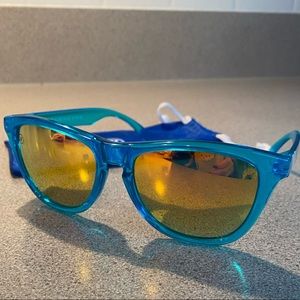 Blenders L Series Aqua Lounge Sunglasses